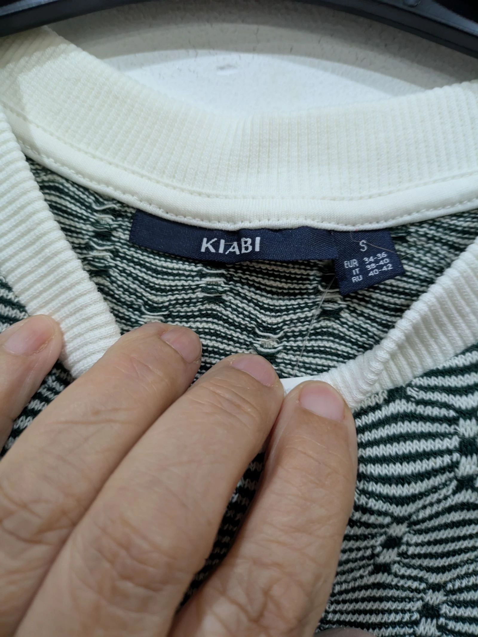 Blusa de manga curta cropped em jacquard verde e branco tamanho P – photo 5